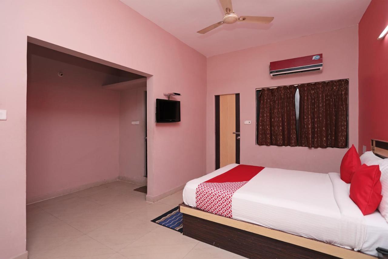 Oyo 6274 Hotel Janaki Residency Puri Exterior photo